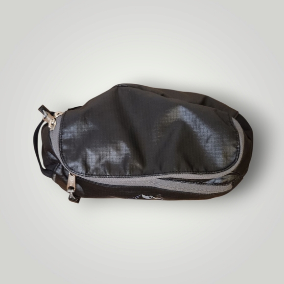 L.L. Bean Black Men's travel cluch Bag - Picture 7 of 10
